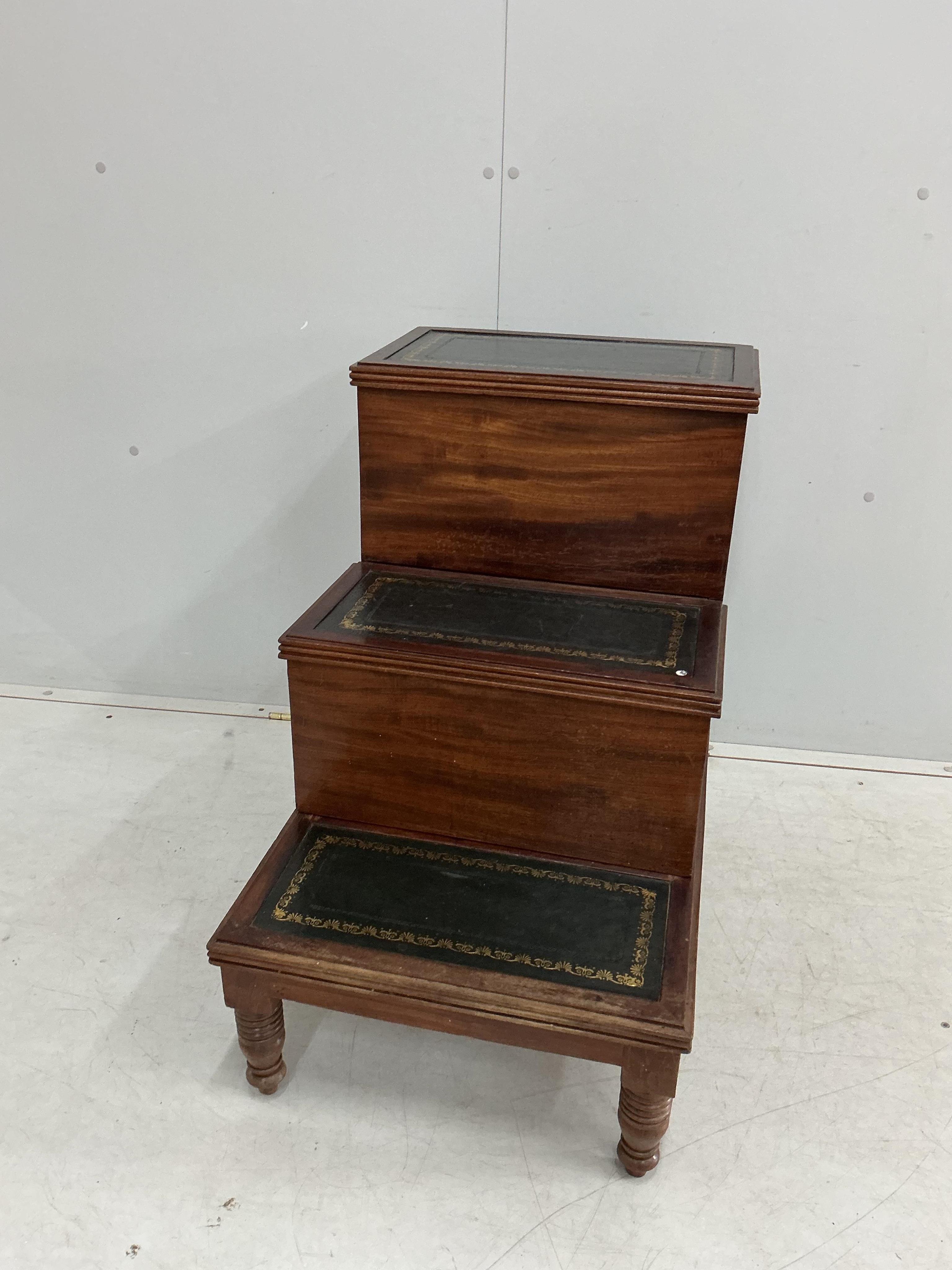 A Regency mahogany step commode, width 48cm, depth 73cm, height 73cm